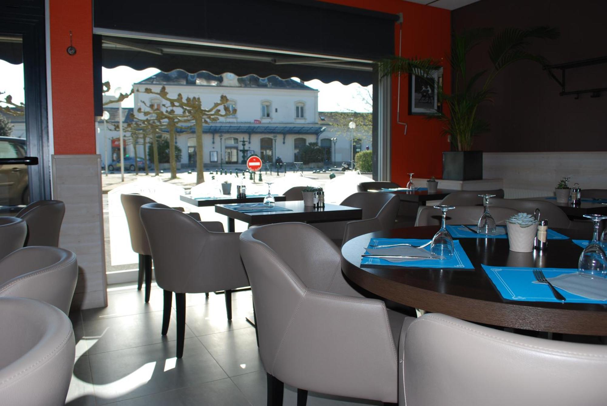 Cit'Hotel Le Chene Vert Les Sables-d'Olonne Bagian luar foto